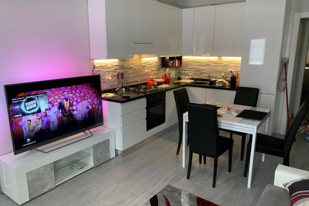 Stefano Rho Apartment Near Rho-Fiera And Milano Екстер'єр фото
