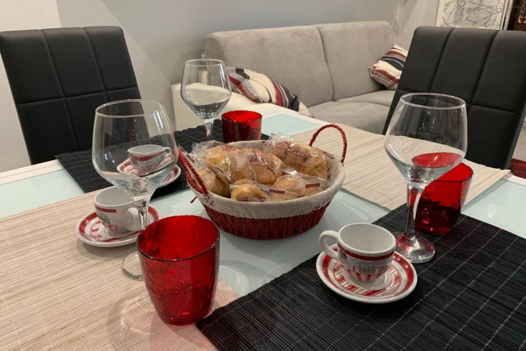 Stefano Rho Apartment Near Rho-Fiera And Milano Екстер'єр фото